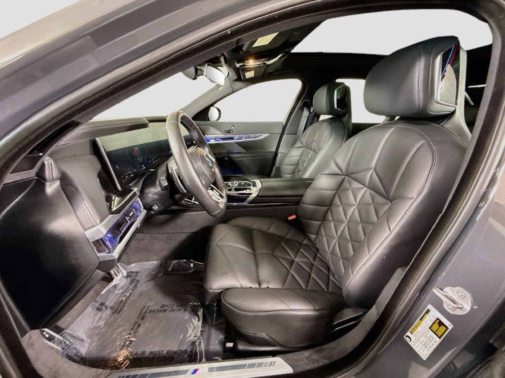 2026 BMW 7 Series 740i