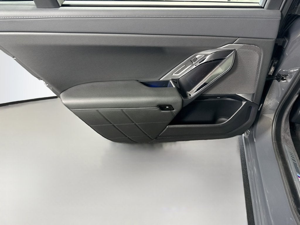 2026 BMW 7 Series 740i