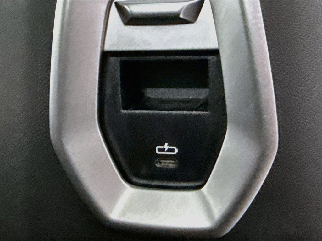 2026 BMW 7 Series 740i