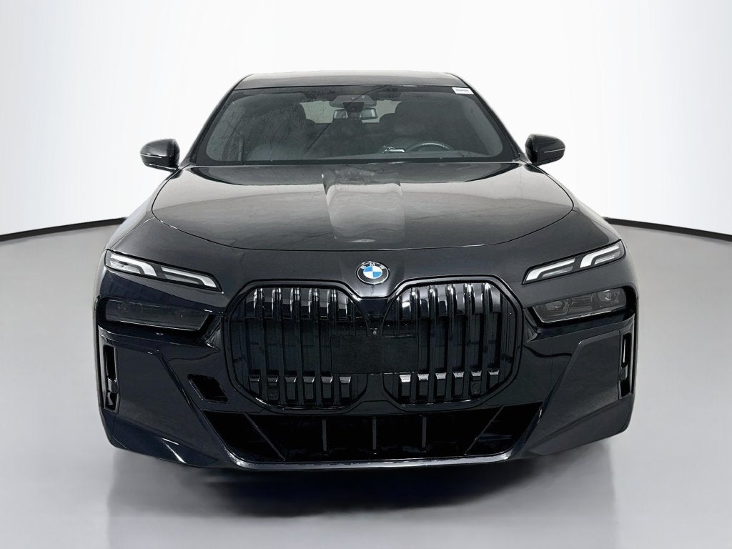 2023 BMW 7 Series 760i xDrive