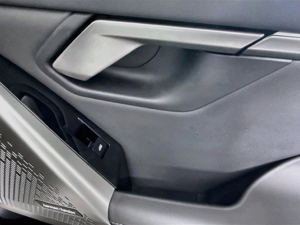2026 BMW 5 Series 530i