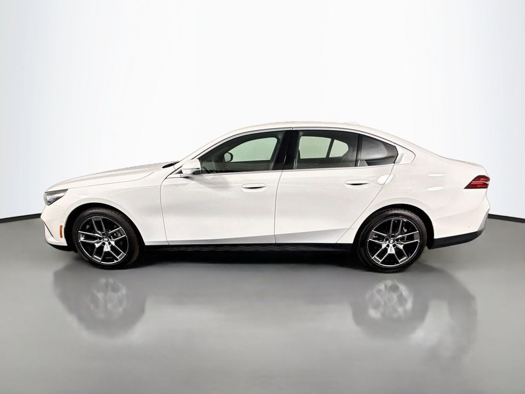 2026 BMW 5 Series 530i