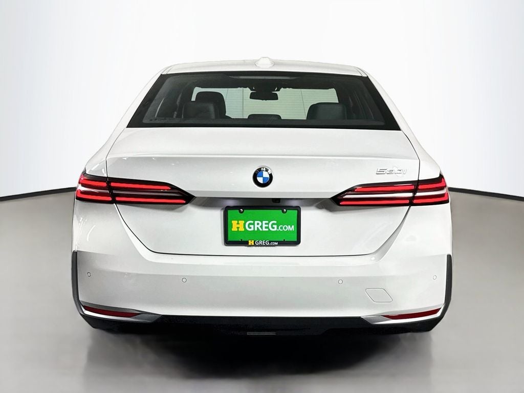 2026 BMW 5 Series 530i