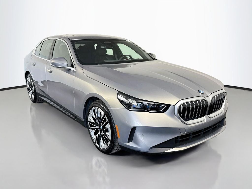 2026 BMW 5 Series 530i