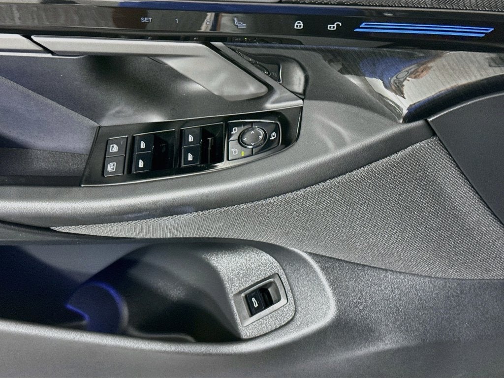 2026 BMW 5 Series 530i
