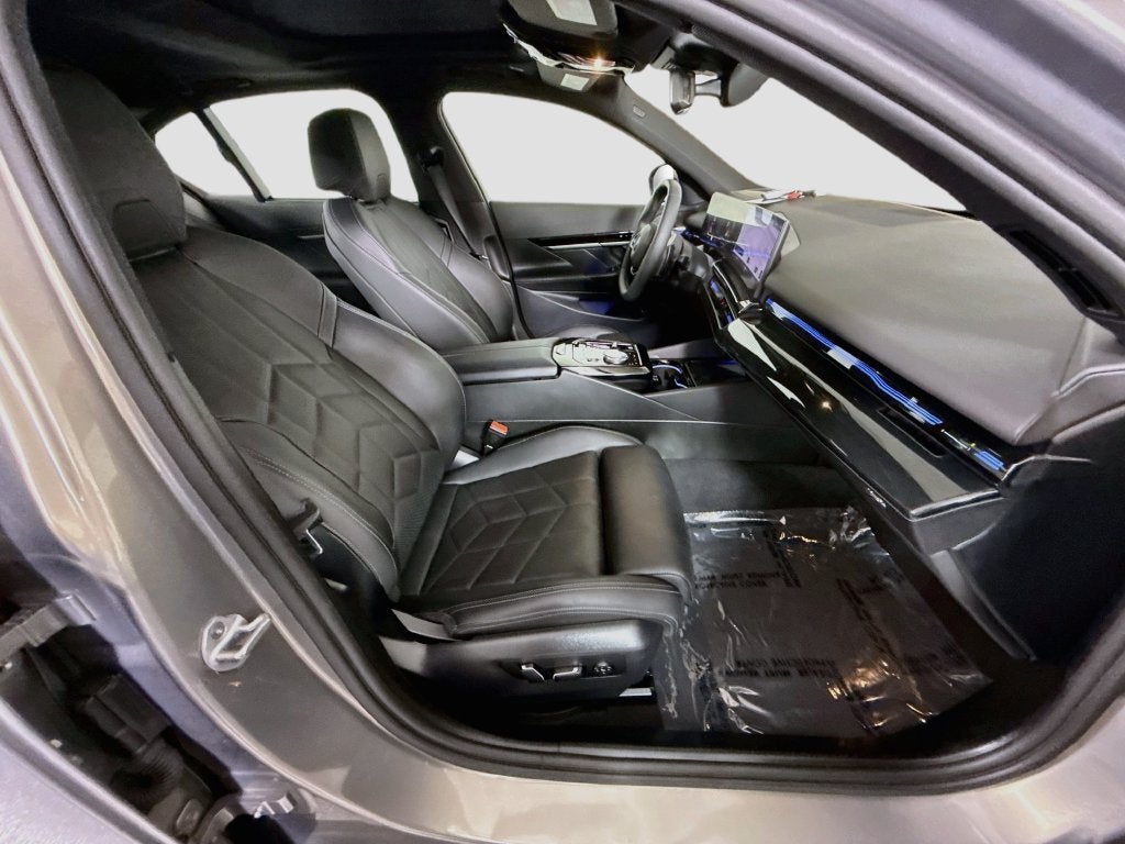 2026 BMW 5 Series 530i