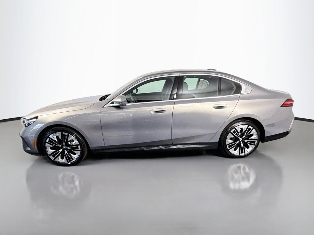 2026 BMW 5 Series 530i