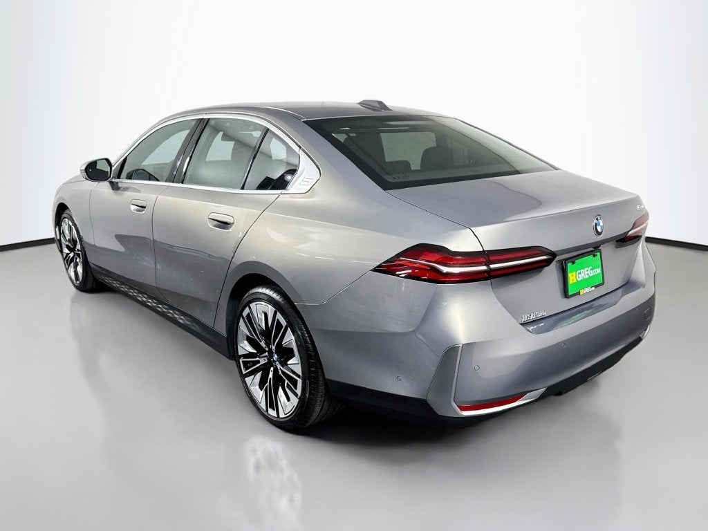 2026 BMW 5 Series 530i