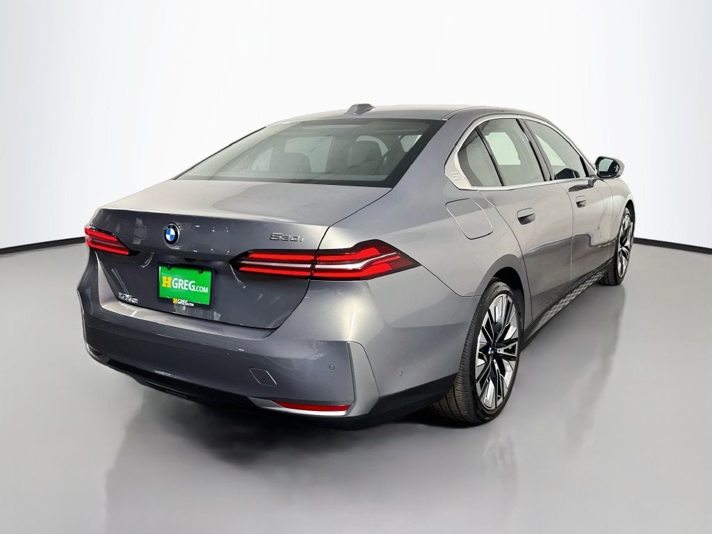 2026 BMW 5 Series 530i