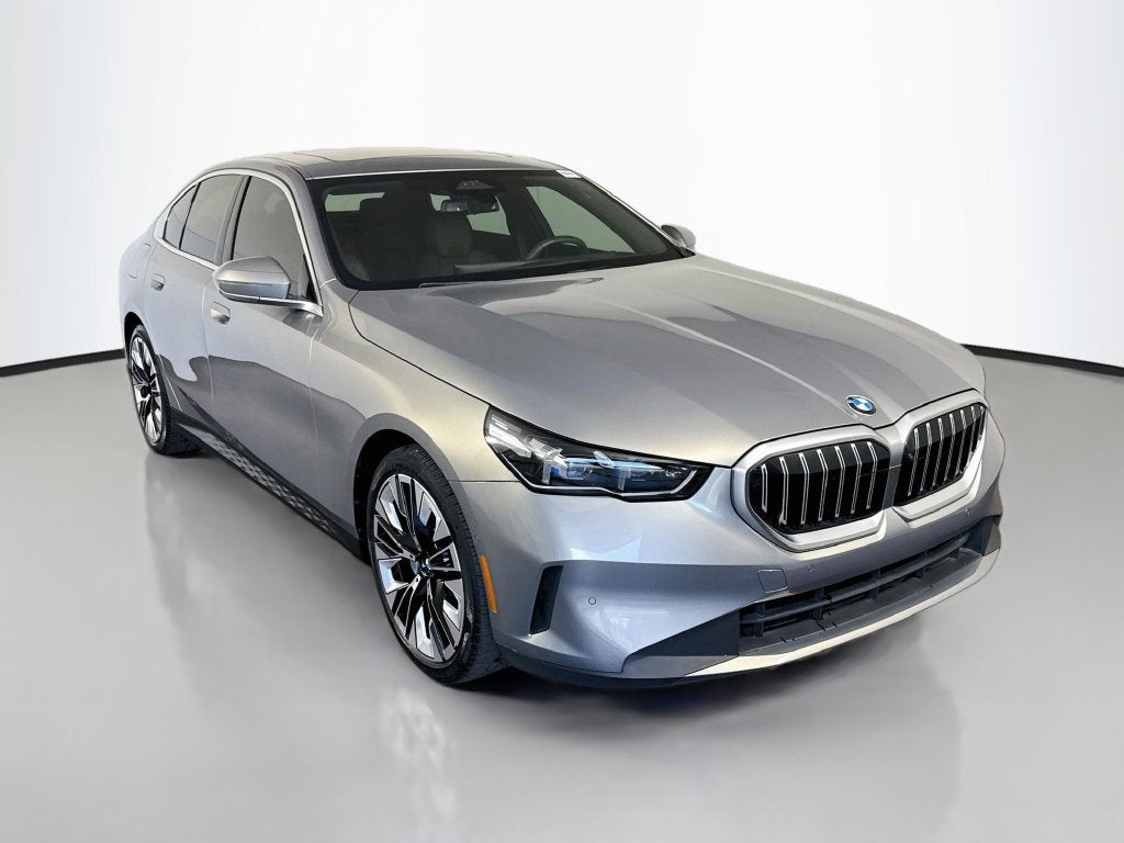2024 BMW 5 Series 530i