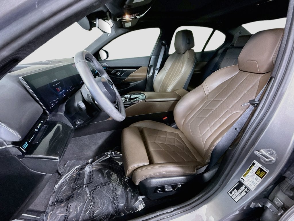 2024 BMW 5 Series 530i