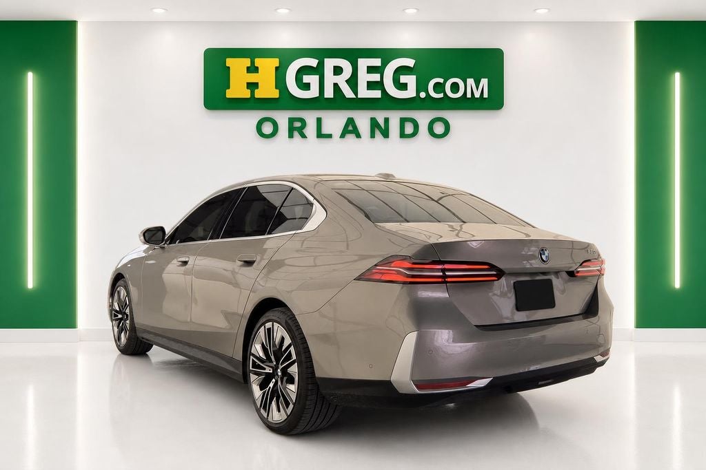 2024 BMW 5 Series 530i
