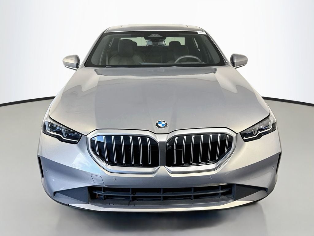 2024 BMW 5 Series 530i