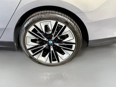 2024 BMW 5 Series 530i