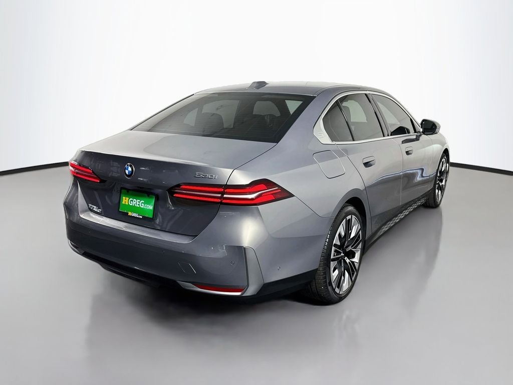 2024 BMW 5 Series 530i