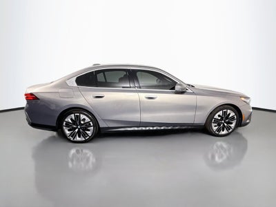 2024 BMW 5 Series 530i