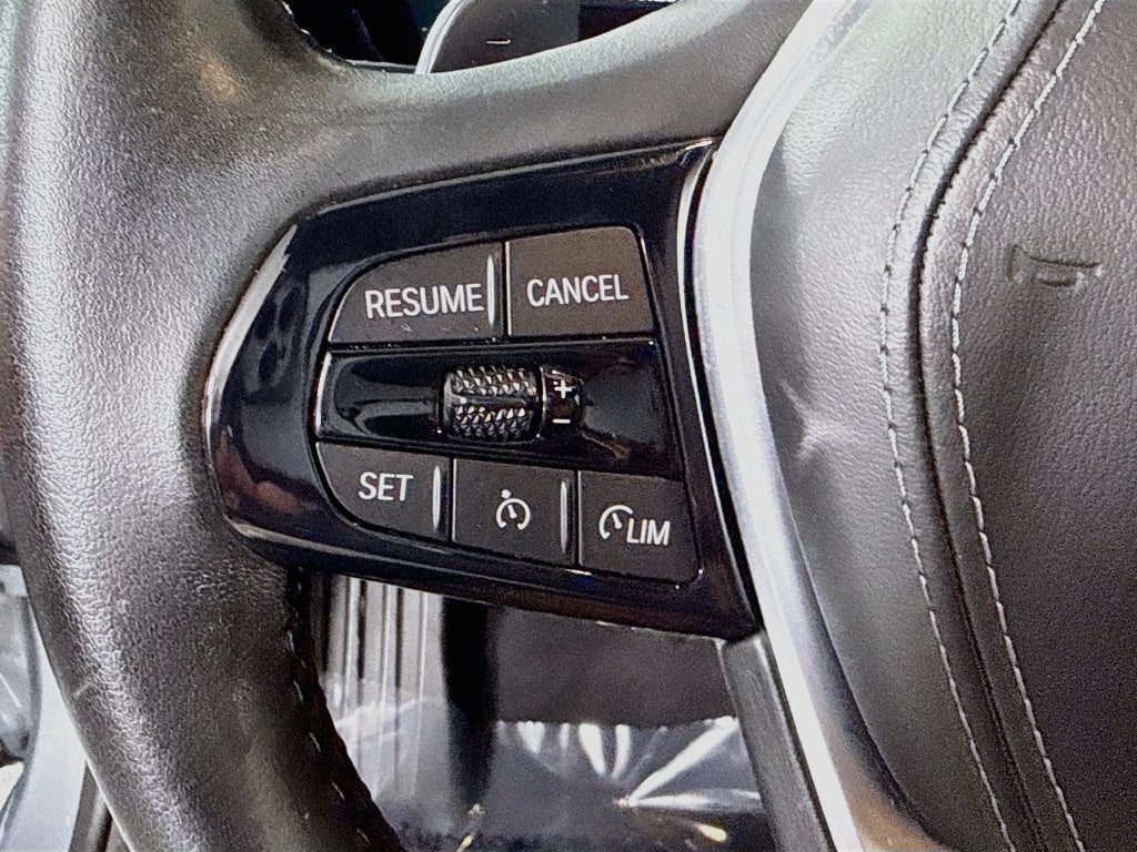 2023 BMW 5 Series 530i