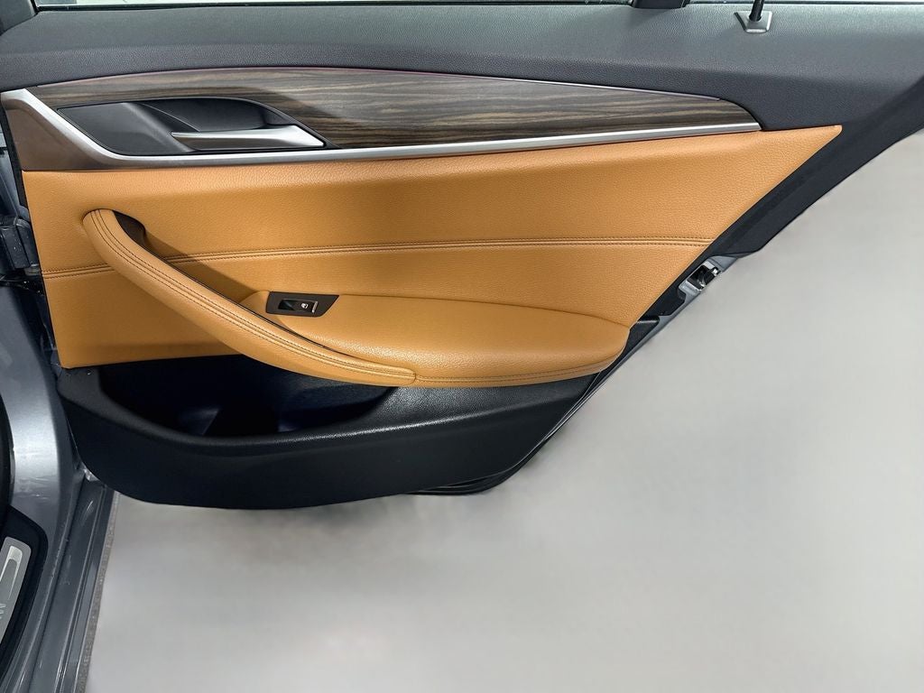 2023 BMW 5 Series 530i