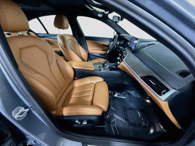 2023 BMW 5 Series 530i