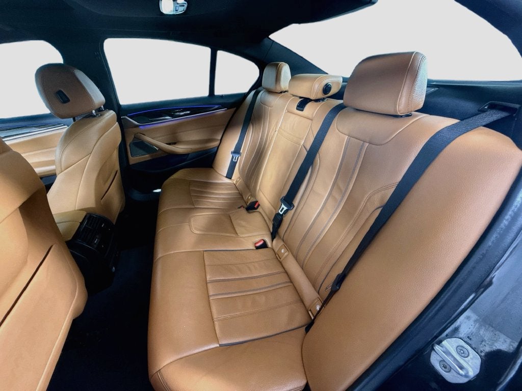2021 BMW 5 Series 530i