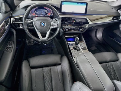 2023 BMW 5 Series 530i