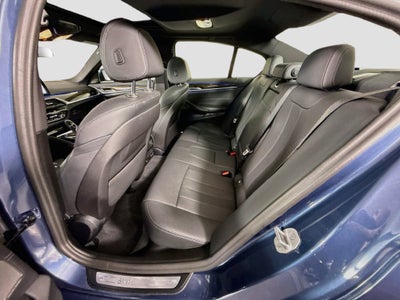 2023 BMW 5 Series 530i
