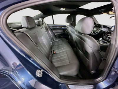 2023 BMW 5 Series 530i