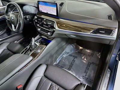 2023 BMW 5 Series 530i