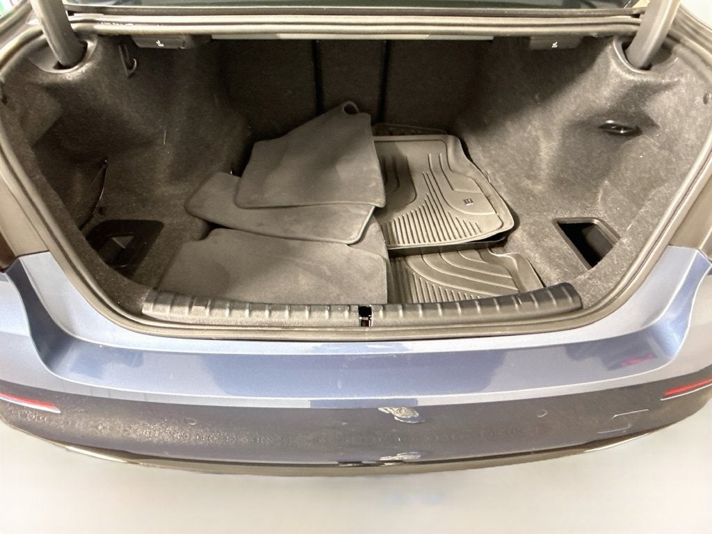 2023 BMW 5 Series 530i