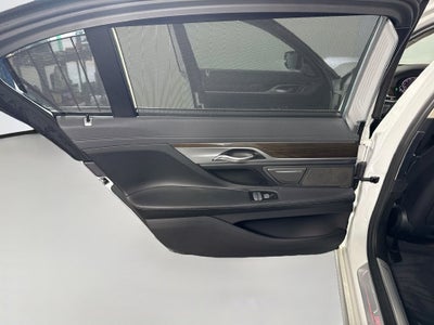 2020 BMW 7 Series 740i