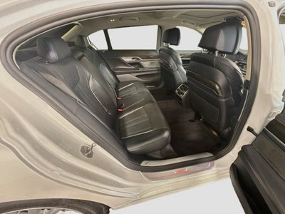 2020 BMW 7 Series 740i