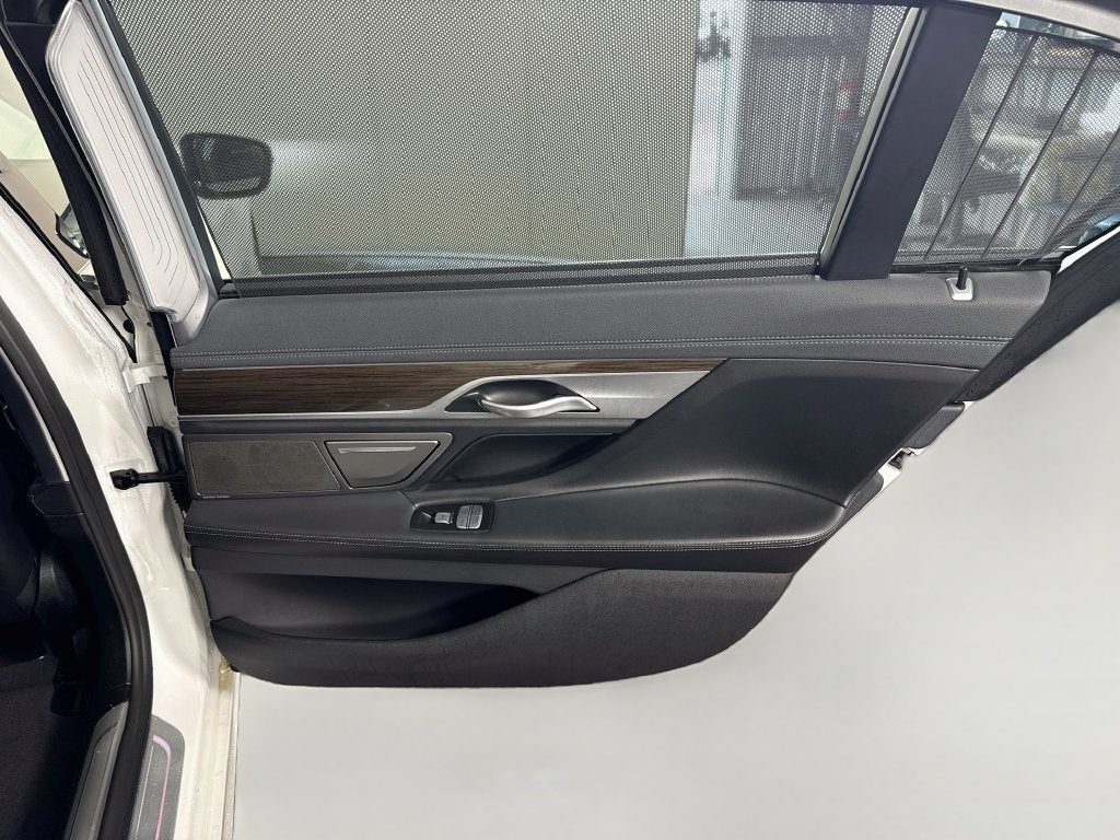 2020 BMW 7 Series 740i