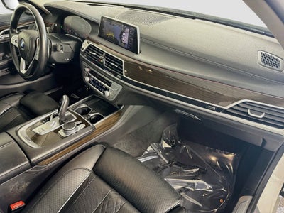 2020 BMW 7 Series 740i