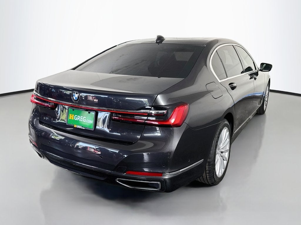 2022 BMW 7 Series 740i