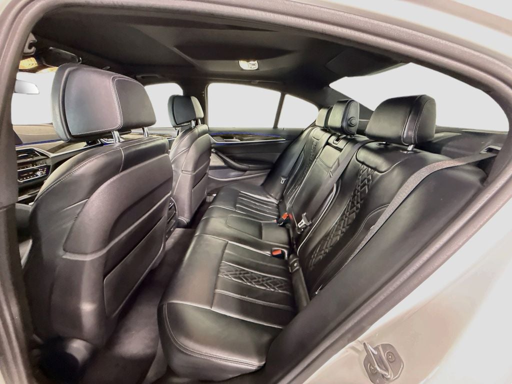 2019 BMW 5 Series 540i