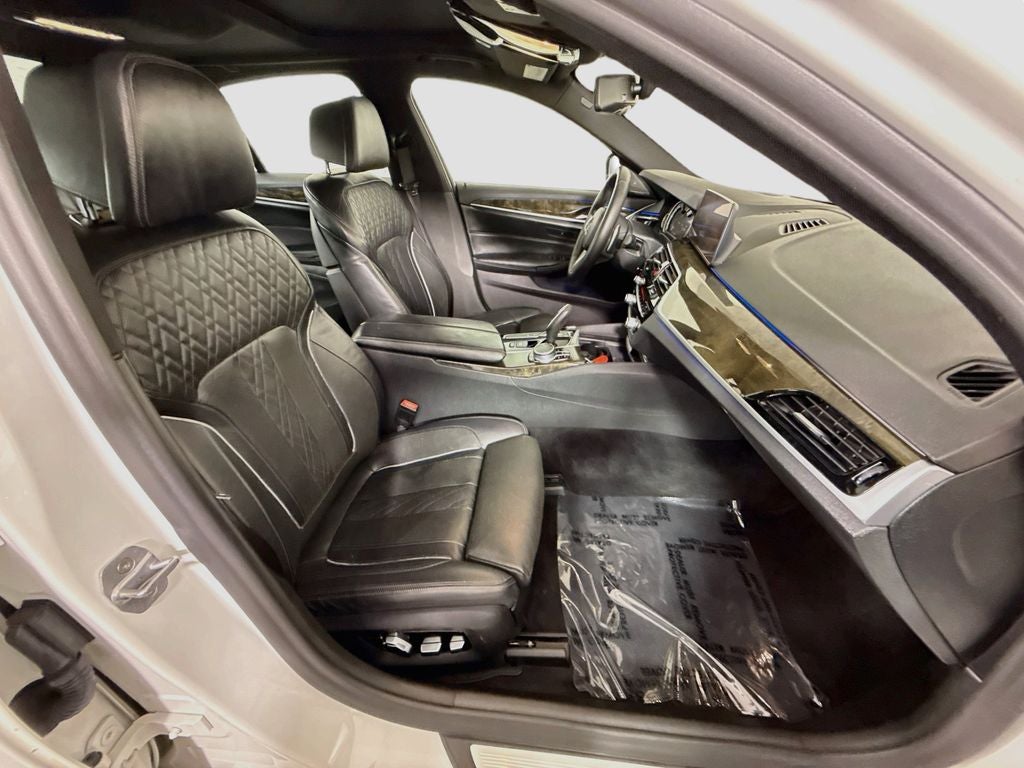 2019 BMW 5 Series 540i