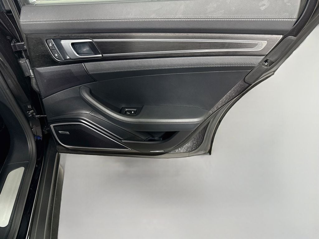2023 Porsche Panamera 4S