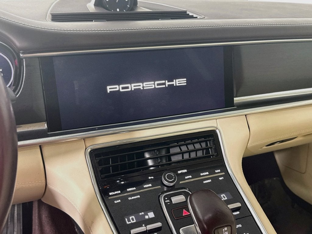 2023 Porsche Panamera 4