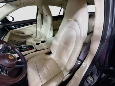 2023 Porsche Panamera 4