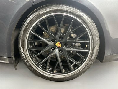 2023 Porsche Panamera 4