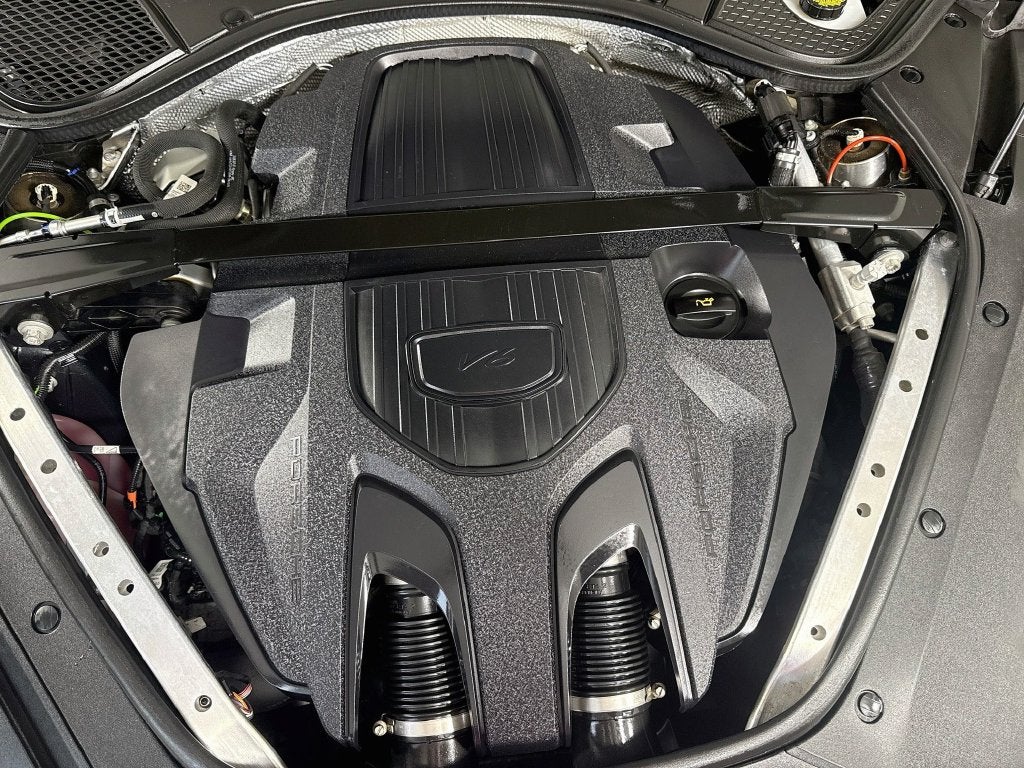 2023 Porsche Panamera 4