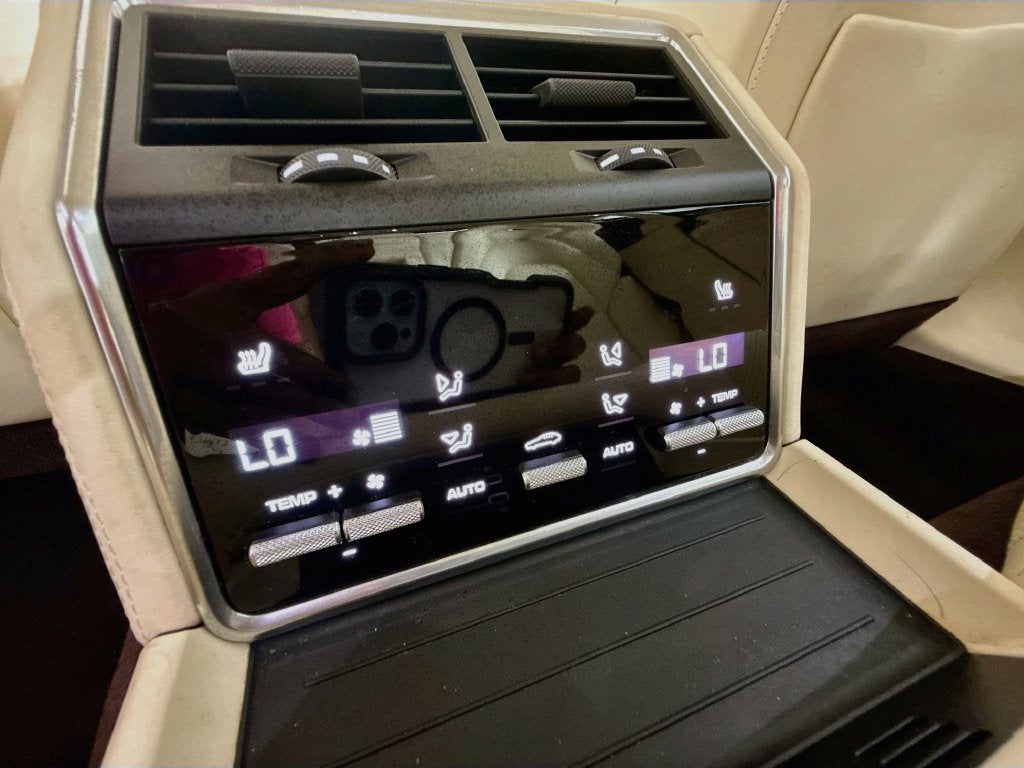 2023 Porsche Panamera 4