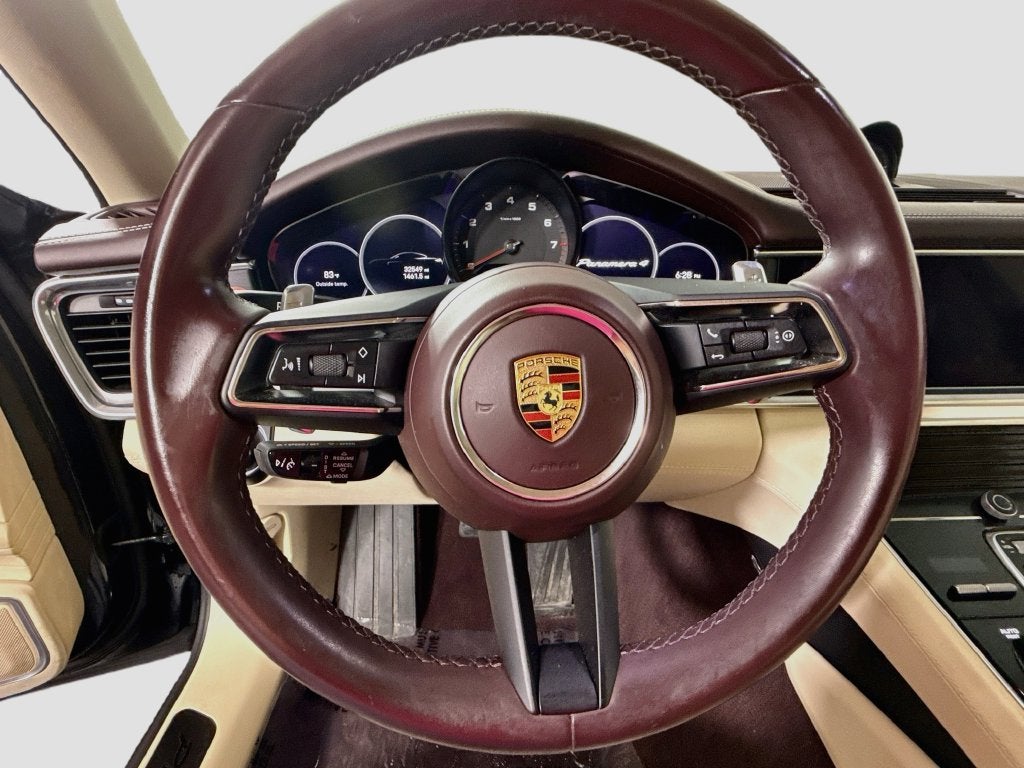 2023 Porsche Panamera 4