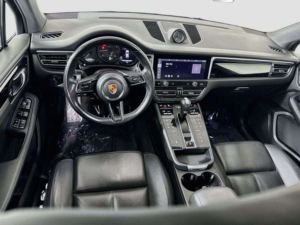 2023 Porsche Macan AWD