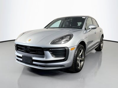 2023 Porsche Macan AWD