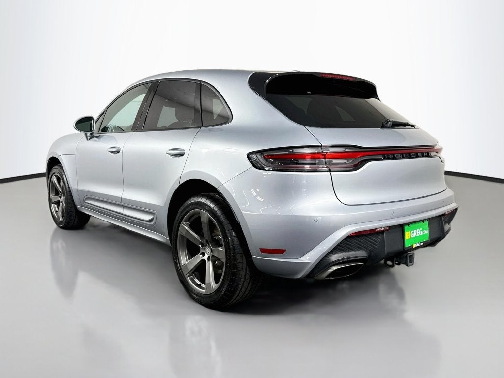 2023 Porsche Macan AWD