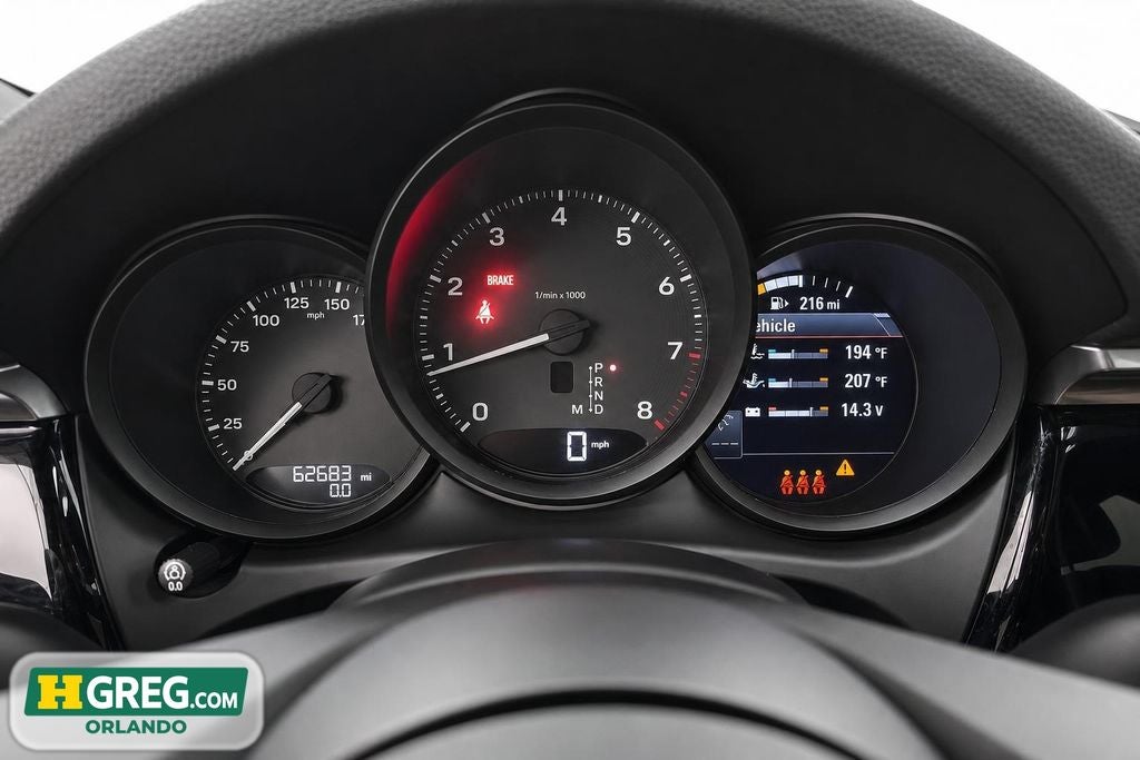2023 Porsche Macan AWD
