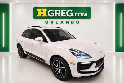 2024 Porsche Macan AWD
