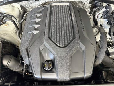 2024 Porsche Macan Base