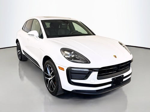 2023 Porsche Macan Base